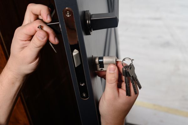 Lock Fixing